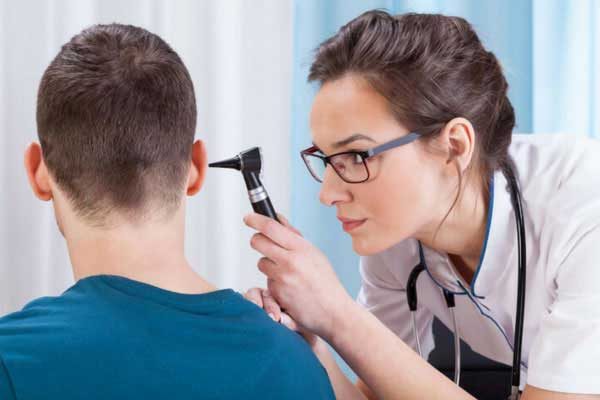 7 Middle Ear Infection Symptoms